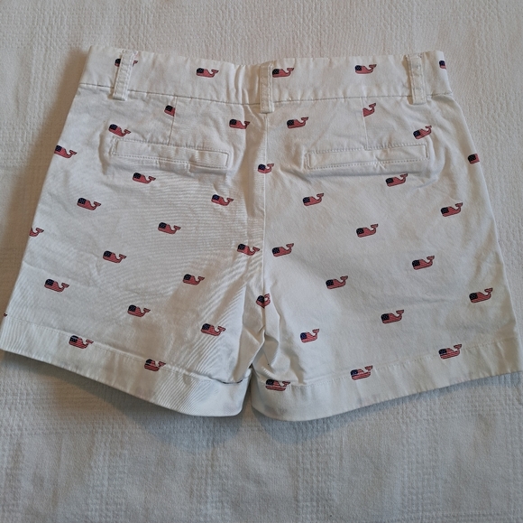 Vineyard Vines girls size 10 Whale flag print fabric, 2 front 2 back pockets EUC - Picture 4 of 5
